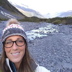 Meet your Posher, Devin